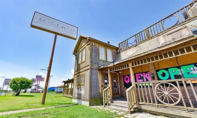 219 S 32nd St, Muskogee, OK 74401